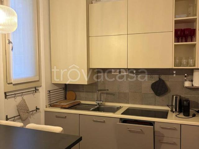 Appartamento in affitto a Milano via del Torchio, 12, arredato, ristrutturato, contesto signorile TrovaCasa