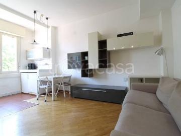 Appartamento in affitto a Milano via Eugenio Villoresi, 28, arredato, ascensore, riscaldamento centralizzato TrovaCasa