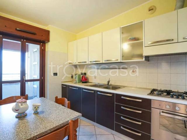 Appartamento in affitto a Milano via Filippo Palizzi, arredato, panoramica, luminoso TrovaCasa