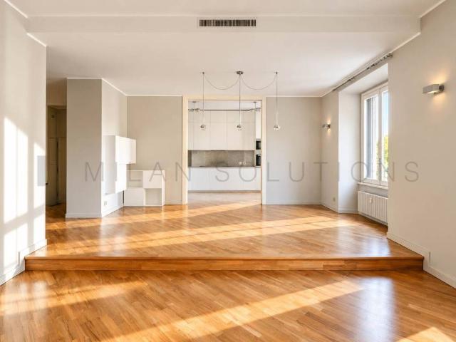 Appartamento in affitto a Milano via Ippolito Nievo, 9, arredato, box, immobile di prestigio TrovaCasa