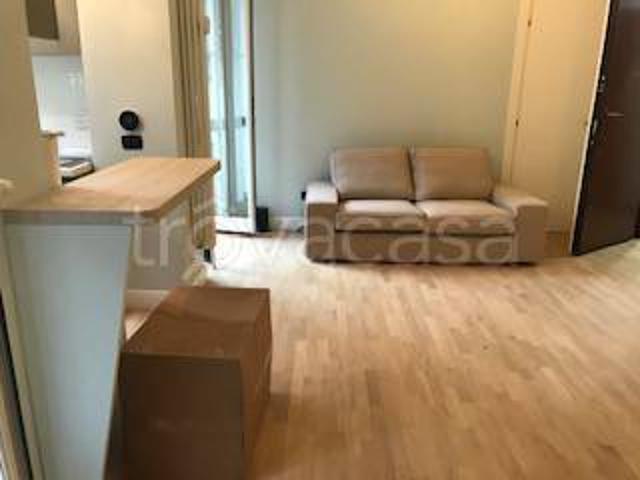 Appartamento in affitto a Milano via Luigi Canonica, arredato, lavatrice, aria condizionata TrovaCasa