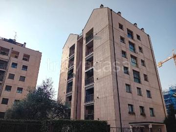 Appartamento in affitto a Milano via Luigi Pastro, terrazzo, libero subito, contesto signorile TrovaCasa