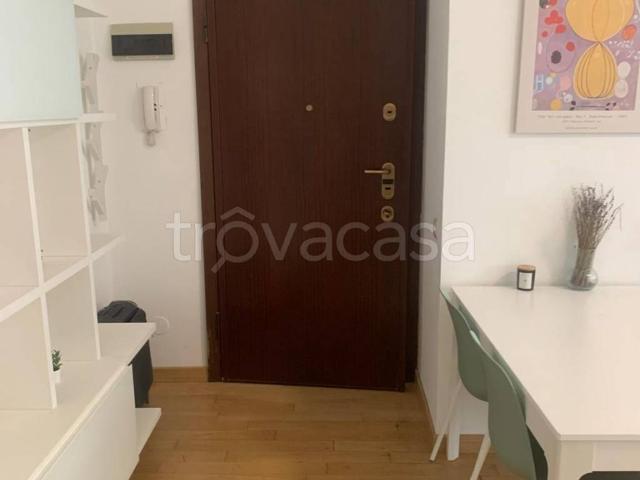 Appartamento in affitto a Milano via Luigi Varanini, 29, arredato, ascensore, libero subito TrovaCasa