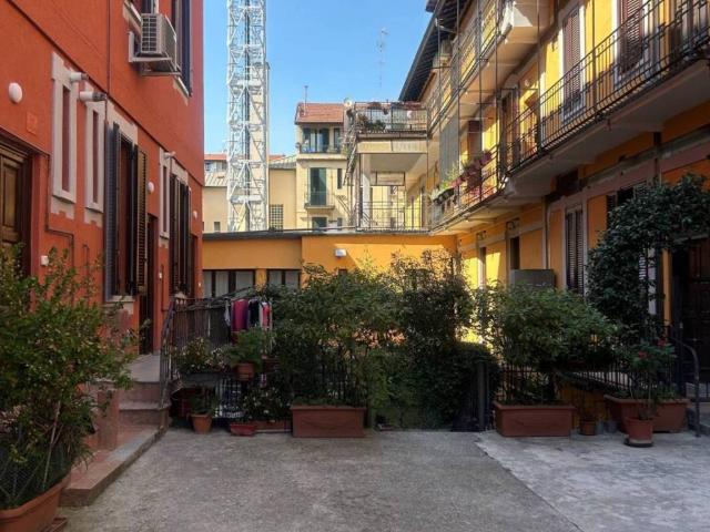 Appartamento in affitto a Milano via Montegani, 6, arredato, riscaldamento autonomo, ristrutturato TrovaCasa