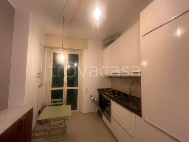Appartamento in affitto a Milano via San Pio V, 2, arredato, giardino, terrazzo TrovaCasa
