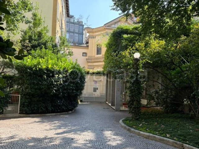 Appartamento in affitto a Milano via San Sisto, 8, box, terrazzo, parzialmente arredato TrovaCasa