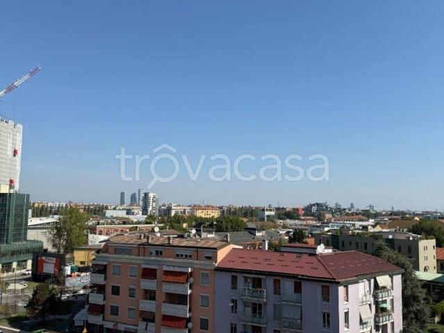 Appartamento in affitto a Milano via Santa Rita da Cascia, 8, arredato, riscaldamento autonomo, ascensore TrovaCasa