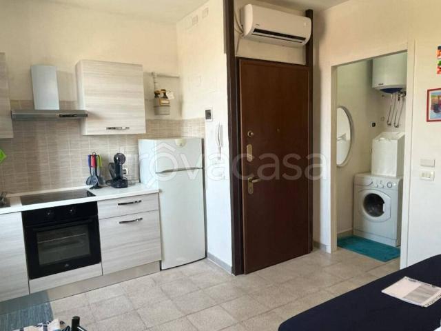 Appartamento in affitto a Milano via Serio, arredato, studio TrovaCasa