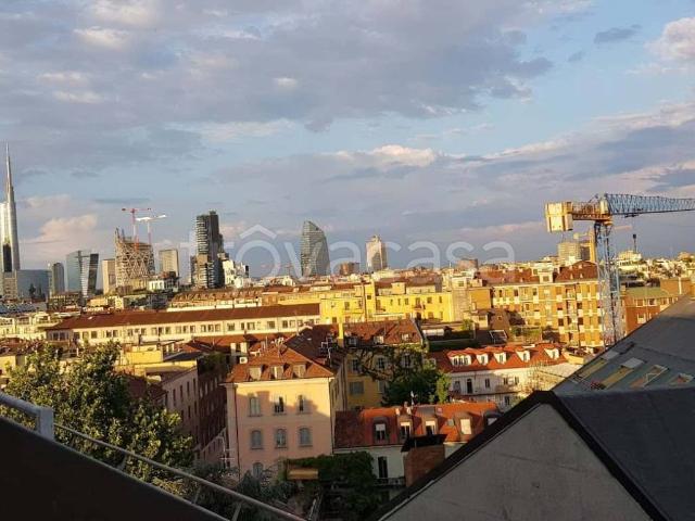 Appartamento in affitto a Milano via Pietro Giannone, arredato, luminoso TrovaCasa
