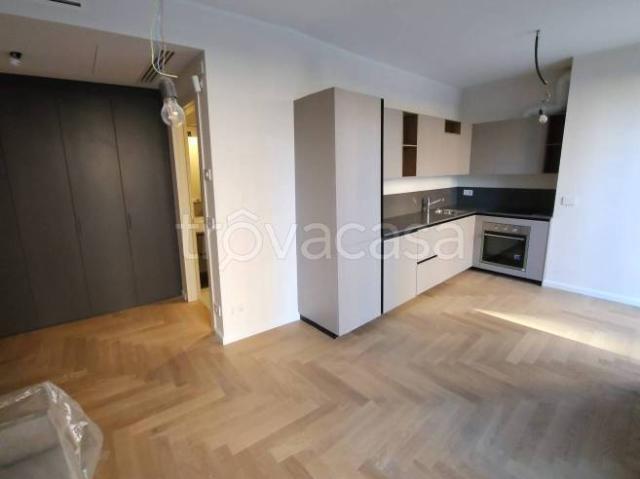 Appartamento in affitto a Milano via Principe Eugenio, 3, Cenisio