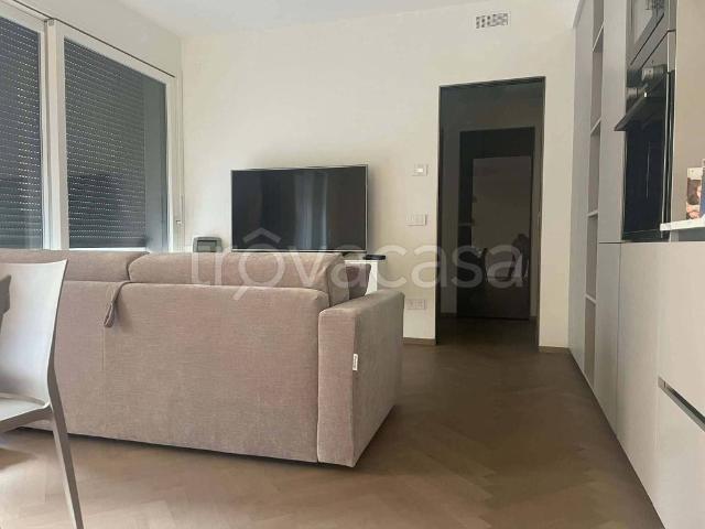 Appartamento in affitto a Milano via Privata Chieti, Sempione Fiera Milanocity