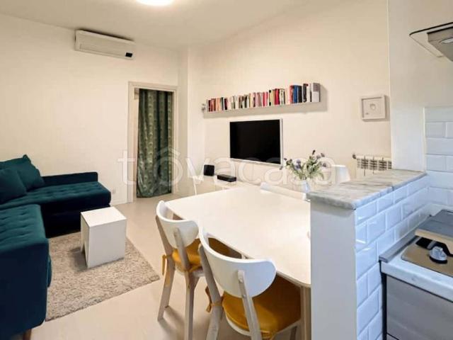Appartamento in affitto a Milano via Privata Grado, arredato, lavatrice, frigorifero TrovaCasa