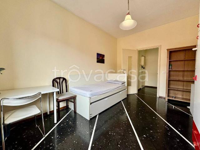 Appartamento in affitto a Milano via Privata Marciano, vicinanze negozi, servizio di portineria, balcone TrovaCasa