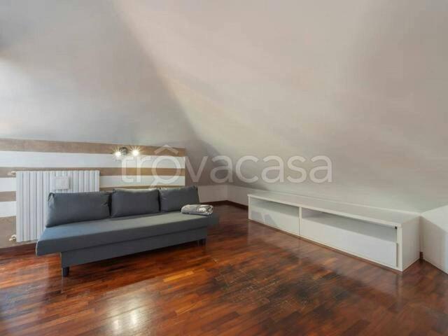 Appartamento in affitto a Milano via Rogoredo, arredato, parquet TrovaCasa