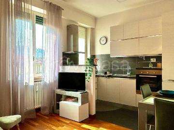 Appartamento in affitto a Milano via Terracina, 6, arredato, riscaldamento centralizzato, ristrutturato TrovaCasa