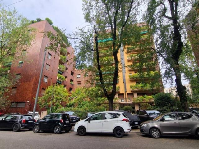 Appartamento in affitto a Milano via Tiziano, 9, Pagano