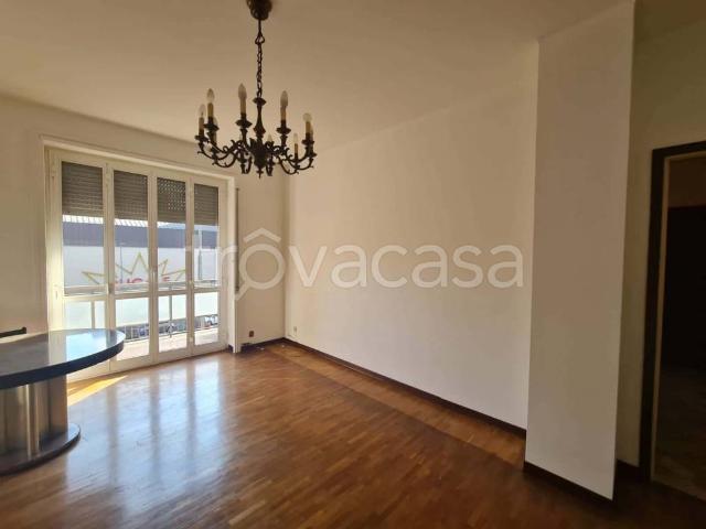 Appartamento in affitto a Milano viale Carlo Troya, Piazza Napoli