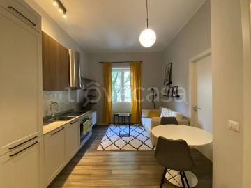 Appartamento in affitto a Milano viale Premuda, arredato, ascensore, doppia esposizione TrovaCasa