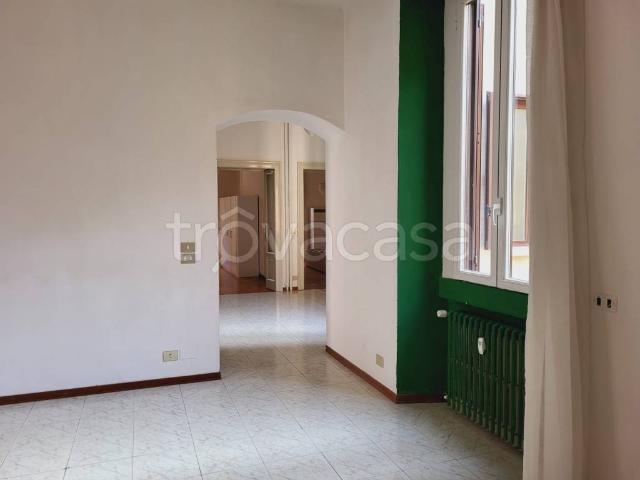 Appartamento in affitto a Milano corso 22 Marzo, libero subito, riscaldamento centralizzato, cantina TrovaCasa