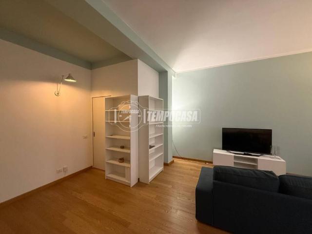 Appartamento in affitto a Milano MI