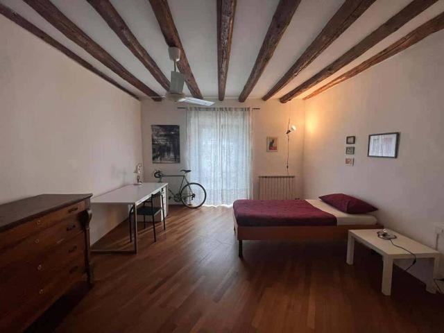 Appartamento in affitto a Milano MI