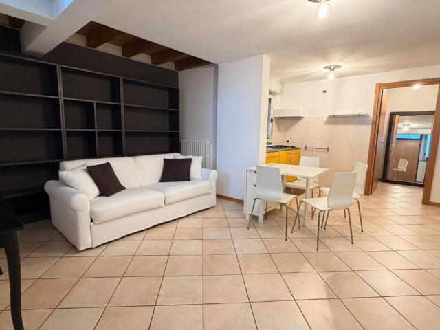 Appartamento in affitto a Milano MI