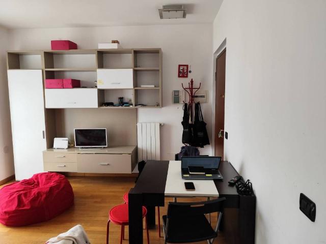 Appartamento in affitto a Milano MI