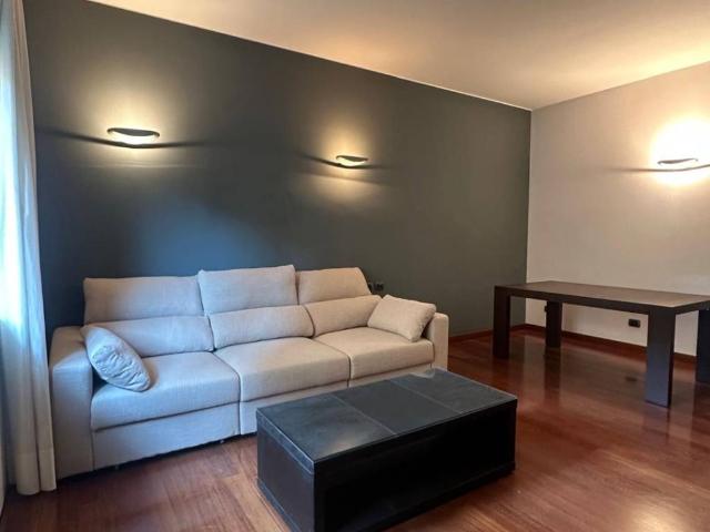 Appartamento in affitto a Milano MI