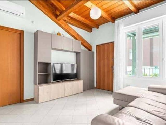 Appartamento in affitto a Milano MI