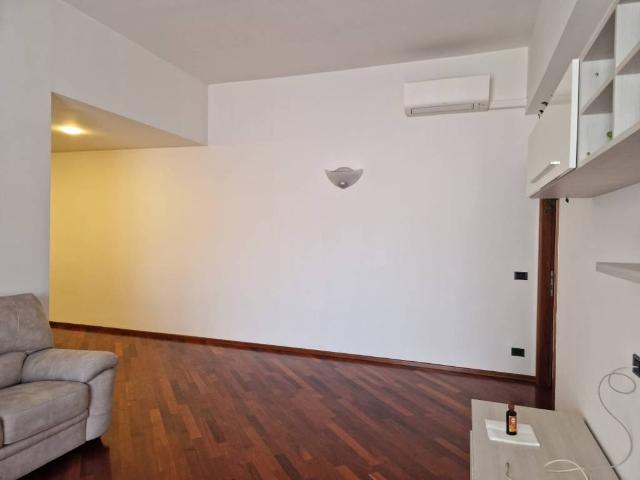 Appartamento in affitto a Milano MI