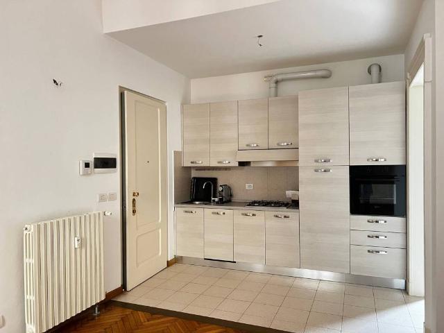 Appartamento in affitto a Milano MI
