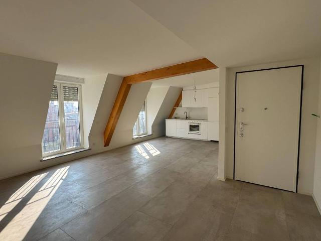 Appartamento in affitto a Milano MI