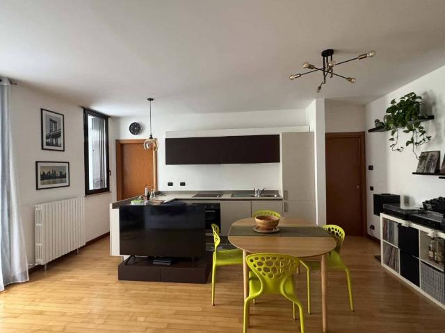 Appartamento in affitto a Milano MI
