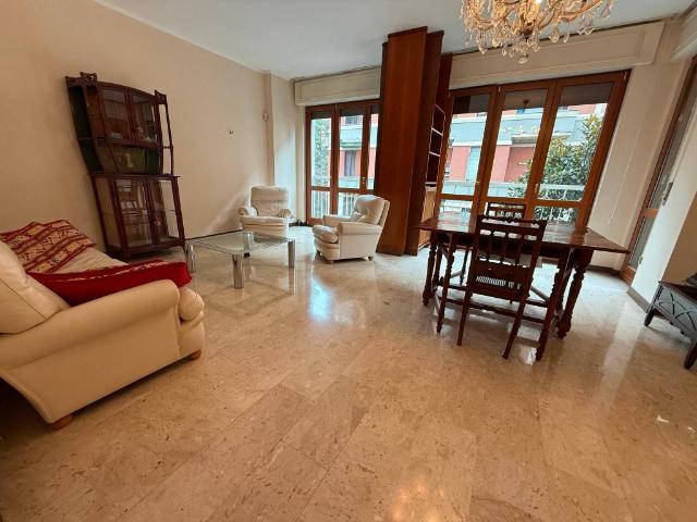 Appartamento in affitto a Milano MI