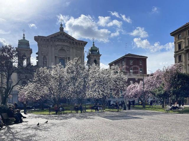 Appartamento in affitto a Milano piazza Niccolò Tommaseo, parzialmente arredato, contesto signorile, aria condizionata TrovaCasa