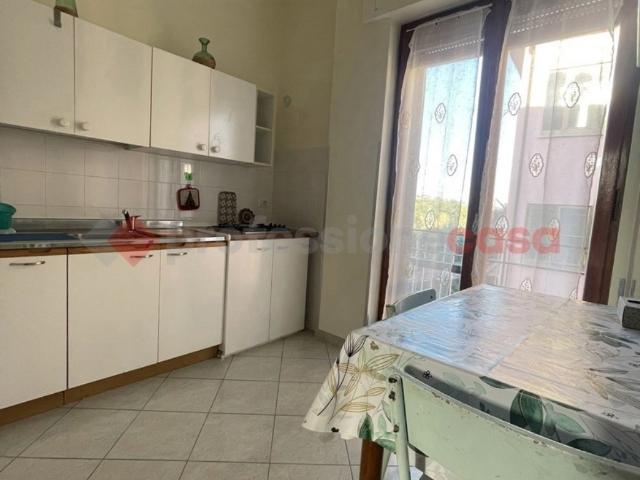 Appartamento in affitto a Minturno minturno Appia,169, arredato, posto auto, terrazzo TrovaCasa