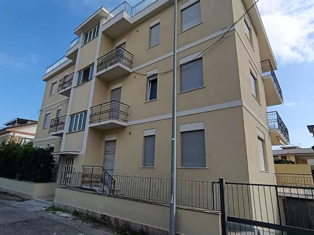 Appartamento in affitto a Minturno LT