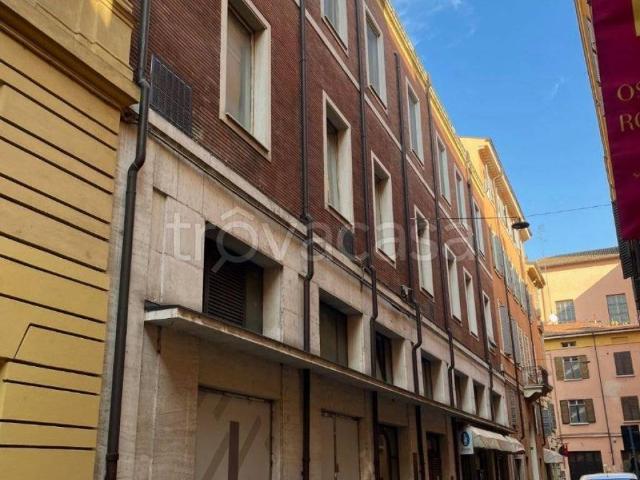 Appartamento in affitto a Modena via Donzi, 8, arredato, terrazzo, ascensore TrovaCasa