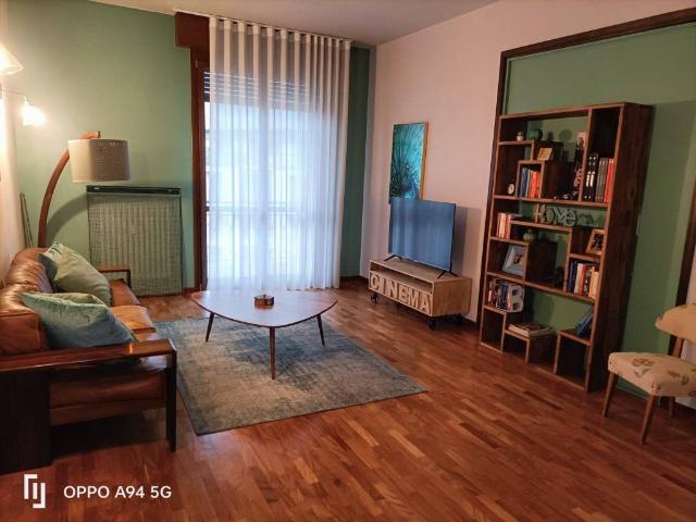 Appartamento in affitto a Modena via Pietro Giardini, arredato, terrazzo, riscaldamento centralizzato TrovaCasa