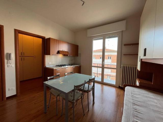 Appartamento in affitto a Modena MO