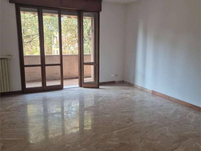 Appartamento in affitto a Modena MO