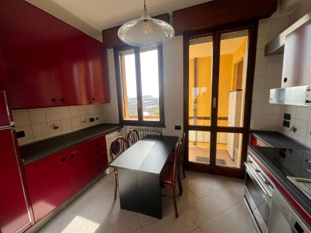 Appartamento in affitto a Modena MO