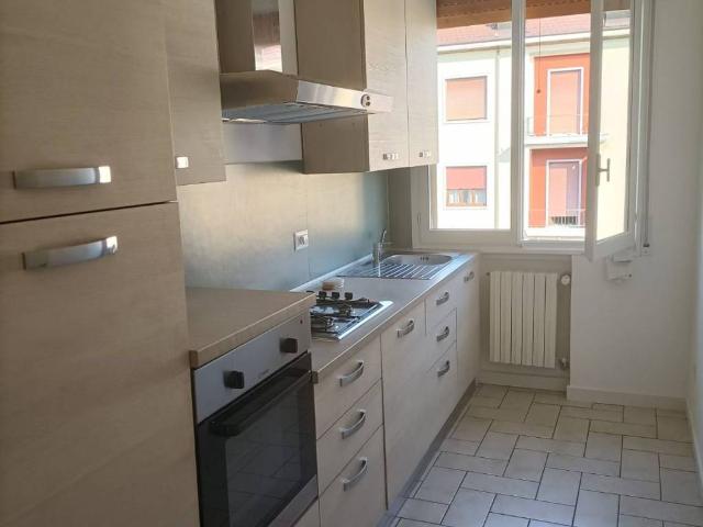 Appartamento in affitto a Modena MO
