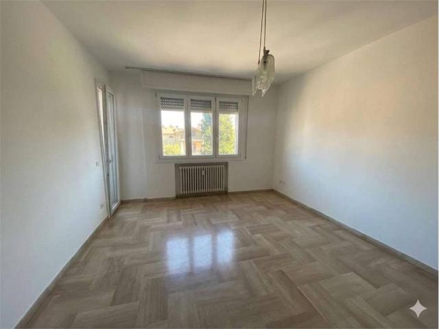 Appartamento in affitto a Modena MO