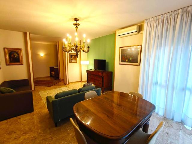 Appartamento in affitto a Modena MO