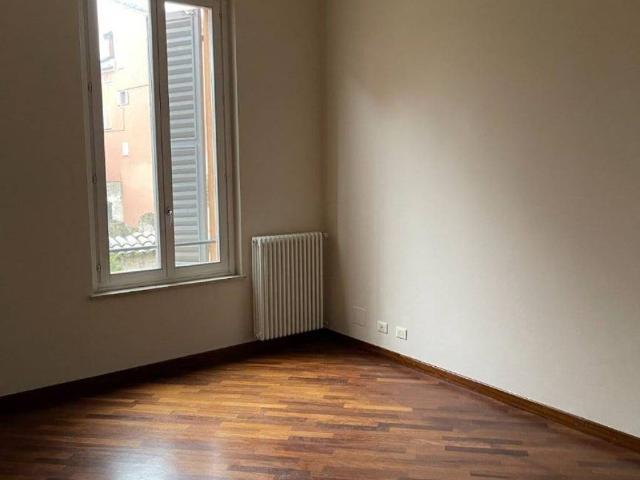 Appartamento in affitto a Modena MO