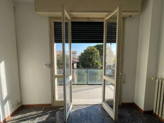 Appartamento in affitto a Modena MO