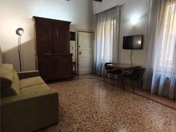 Appartamento in affitto a Modena MO