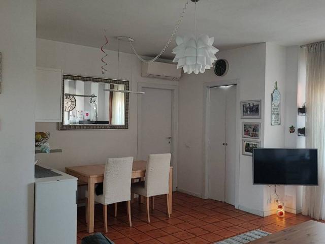 Appartamento in affitto a Modena MO