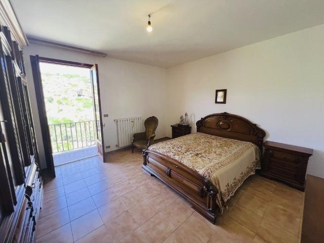 Appartamento in affitto a Modica via Fontana, arredato, riscaldamento autonomo, vista panoramica TrovaCasa